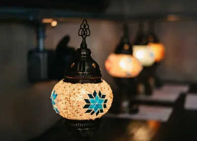 Tradycyjne warsztaty tworzenia tureckiej lampy mozaikowej — photo 2