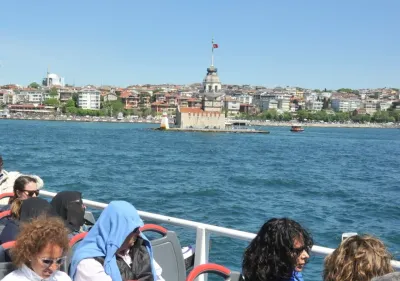 Sightseeing-Kreuzfahrt über das Goldene Horn und den Bosporus mit Audio-Guide — photo 3