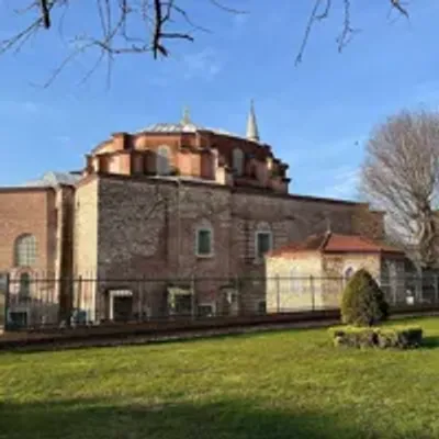 Περιπατητική Ξενάγηση στο Τζαμί της Μικρής Αγίας Σοφίας με Ηχητικό Οδηγό — photo 12