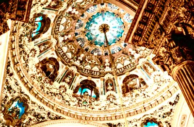 Dolmabahçe Sarayı Müzesi Sesli Rehberli Sıra Beklemeden Giriş — photo 9