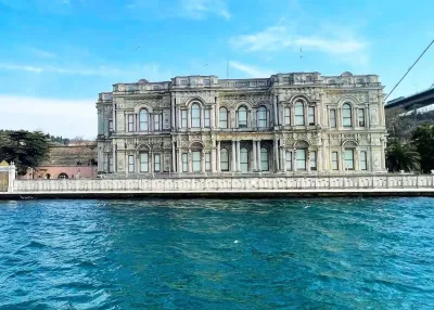 Sightseeing-Kreuzfahrt über das Goldene Horn und den Bosporus mit Audio-Guide — photo 11