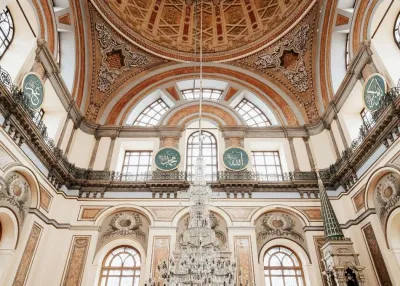 Dolmabahce Mosque Audio Guide — photo 2