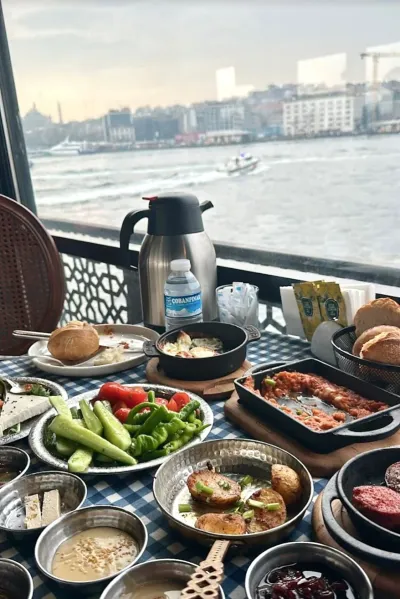 Премиум круиз с турска закуска - Le Vapeur Magique — photo 10