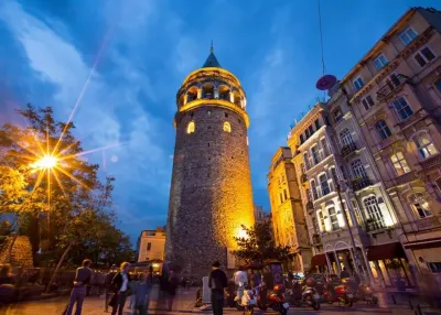 Sétatúra a Taksim téren és az Istiklal utcán hangos idegenvezetővel — photo 7
