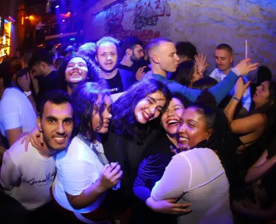 Party Pub-Crawl Istanbul — photo 8