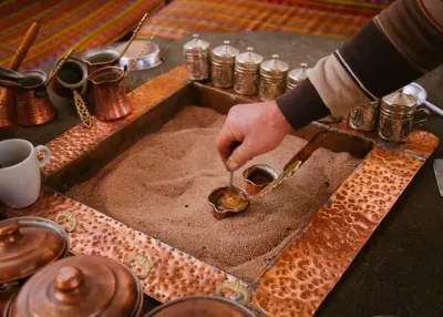 Türkischer Kaffee-Workshop Istanbul | Erlebnis Sandbrühen — photo 6